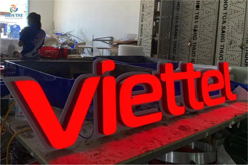 Biển công ty chữ nổi Bảng giá làm biển công ty chữ nổi tại Quảng Cáo 24H