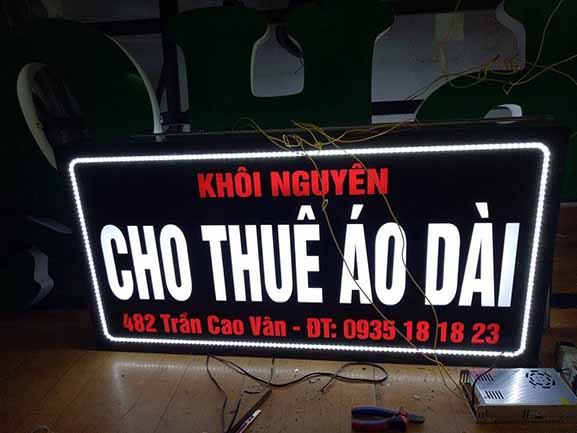 Làm biển vẫy LED tại TP.HCM: Chuyên nghiệp, nhanh chóng Làm biển vẫy LED tại TP.HCM