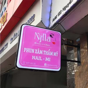 Biển vẫy vuông Lợi ích khi lựa chọn dịch vụ làm biển vẫy vuông tại Quảng Cáo 24H