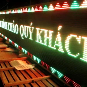 Biển led chữ chạy Ưu điểm của biển led chữ chạy từ Quảng Cáo 24H