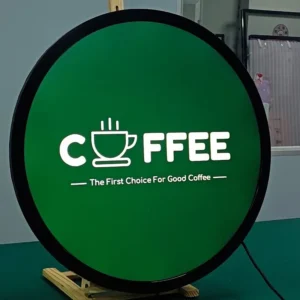 Biển vẫy hộp đèn Ưu điểm vượt trội của biển vẫy hộp đèn so với các loại biển quảng cáo khác