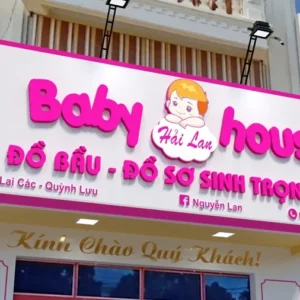 Biển quảng cáo shop thời trang Bảng giá làm biển quảng cáo shop thời trang tại Quảng Cáo 24h được xây dựng cạnh tranh