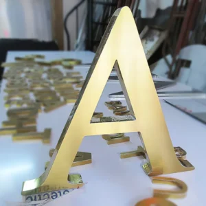 Chữ inox mạ vàng Chữ inox mạ vàng gương là lựa chọn hàng đầu cho những ai yêu thích vẻ đẹp hiện đại và sang trọng