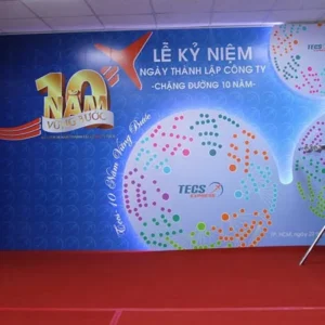 In backdrop Quá trình thiết kế và in backdrop được thực hiện tỉ mỉ, đảm bảo thông điệp quảng cáo được truyền tải hiệu quả nhất.