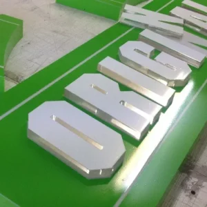 Chữ Alu Quảng Cáo 24h tự hào mang đến quy trình làm chữ alu chuyên nghiệp