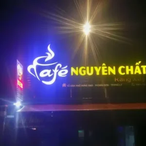 Thiết kế bảng hiệu cafe độc đáo, ấn tượng