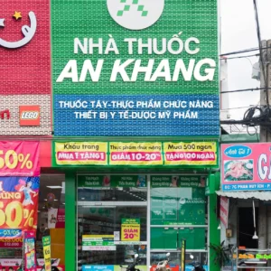 Bảng hiệu nhà thuốc Xu hướng mới nhất trong thiết kế bảng hiệu nhà thuốc là sự kết hợp giữa yếu tố truyền thống và hiện đại