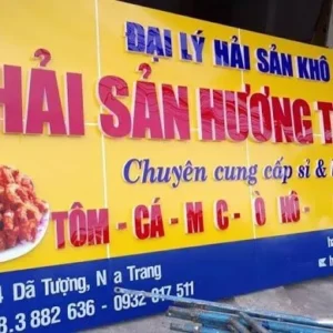 Biển quảng cáo hải sản Một biển quảng cáo hải sản bắt mắt, chuyên nghiệp sẽ tạo thiện cảm và thu hút khách hàng ghé thăm